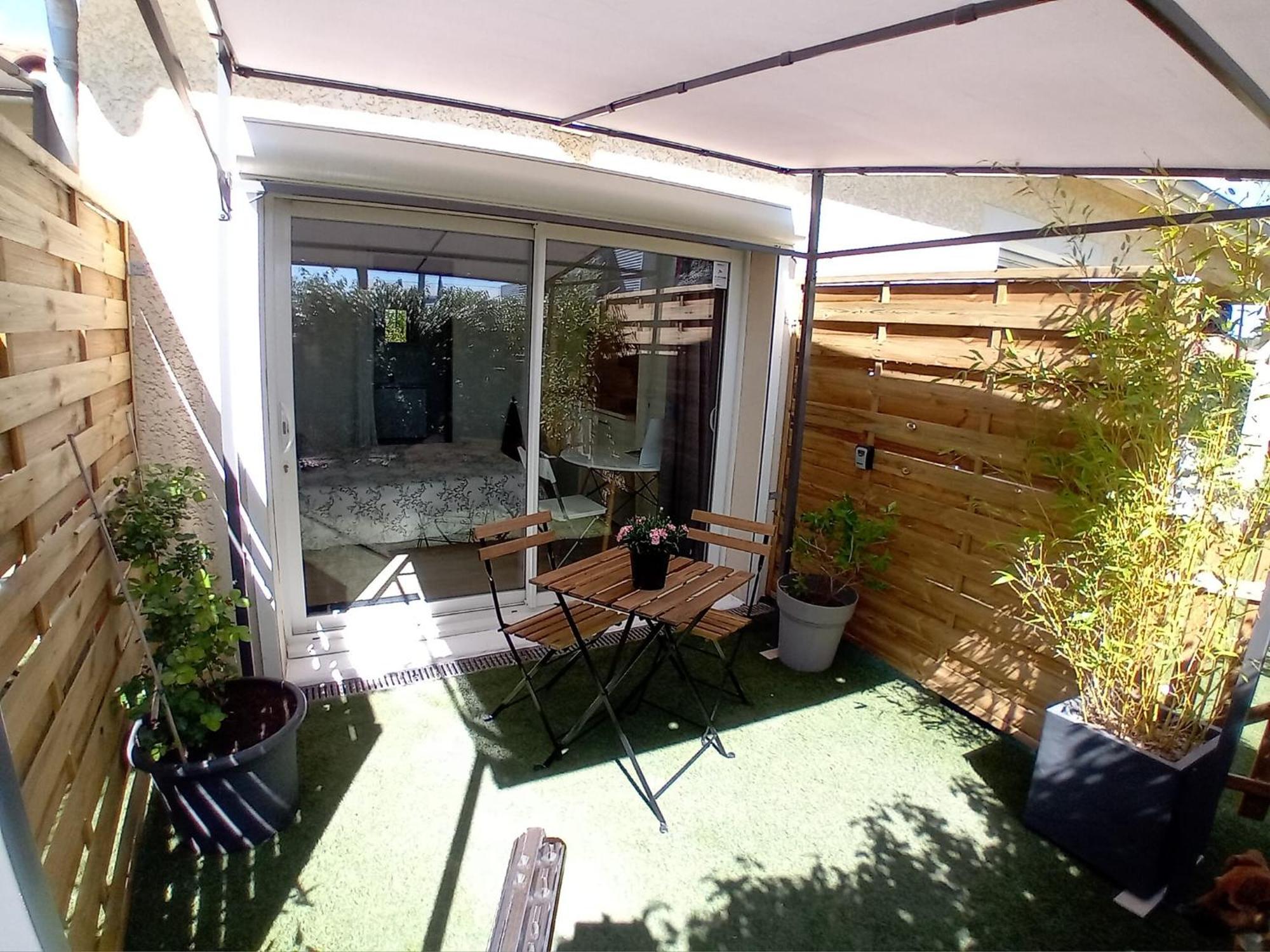 Appart'Hotel Le Clos Lassagne A Brignais - Lyon Sud Εξωτερικό φωτογραφία